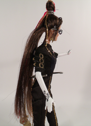 Illustration for article titled Bayonetta Barbie